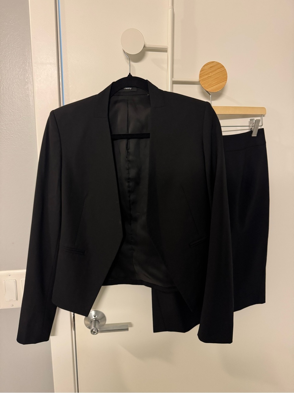 Theory Black Women's Blazer and Skirt Suit Set